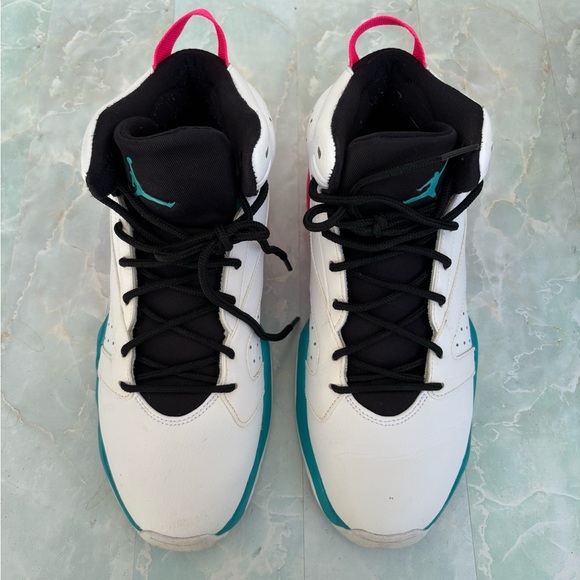 JORDAN LIFT OFF ‘south beach’ - Picture 3 of 5